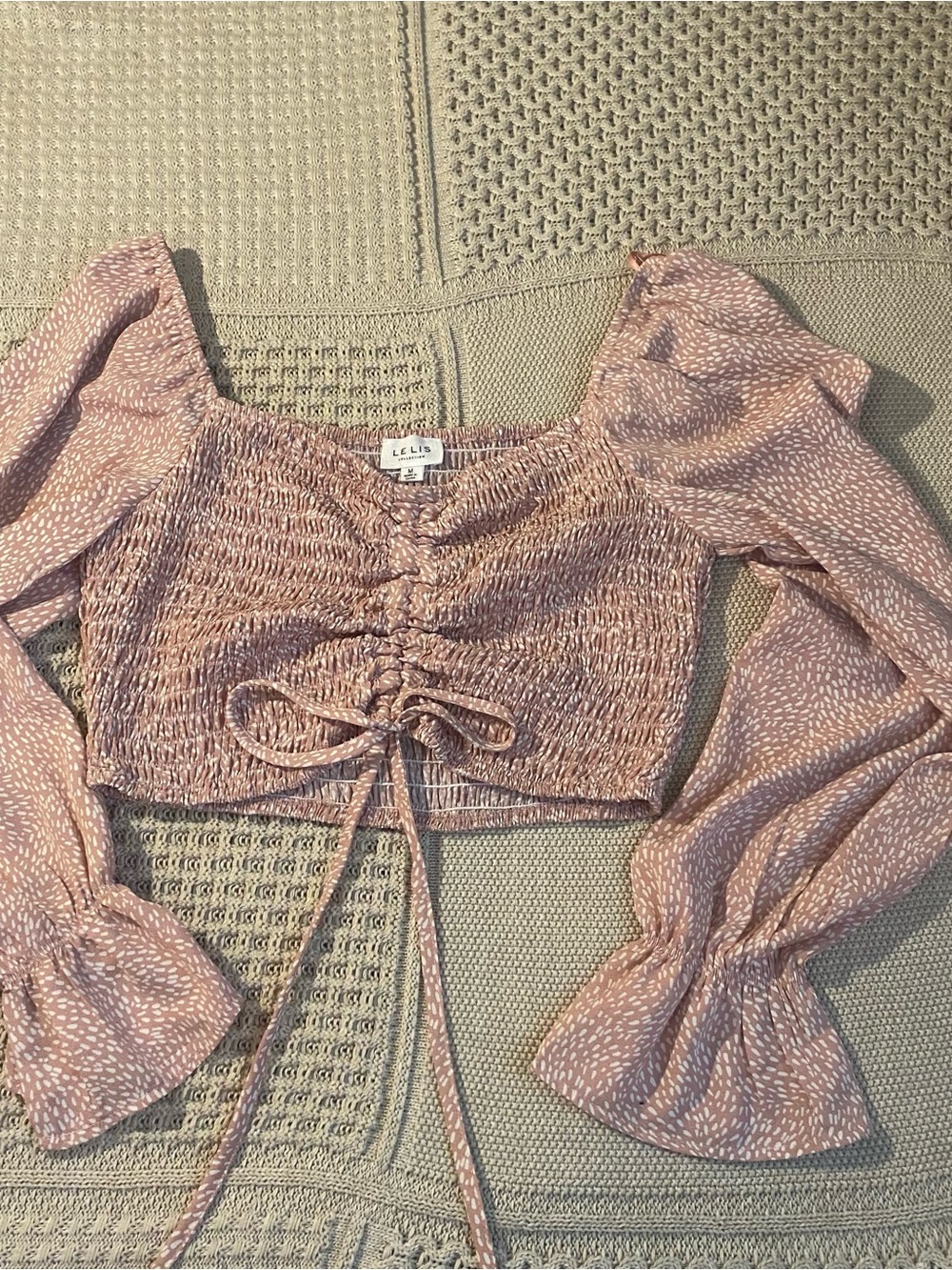NWOT LeLis Pink Floral Ruched Crop Top size M - Picture 2 of 5